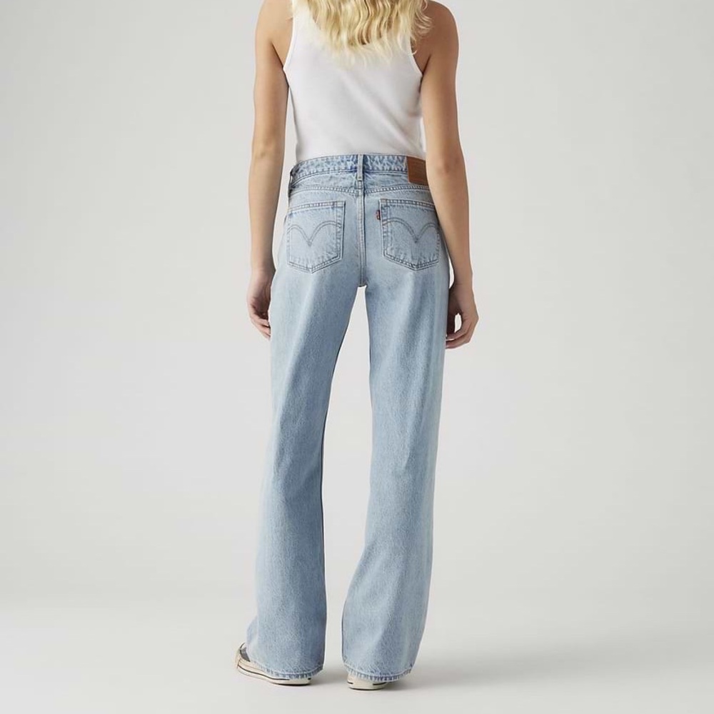 Levi's Low Loose Jeans in That's Fashion Light Wash Blue size 27 - Picture 2 of 8